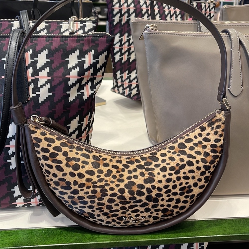 KATE SPADE
Small Smile Genuine Calf Hair Shoulder Bag In Multi
leopard calf - Picture 14 of 16